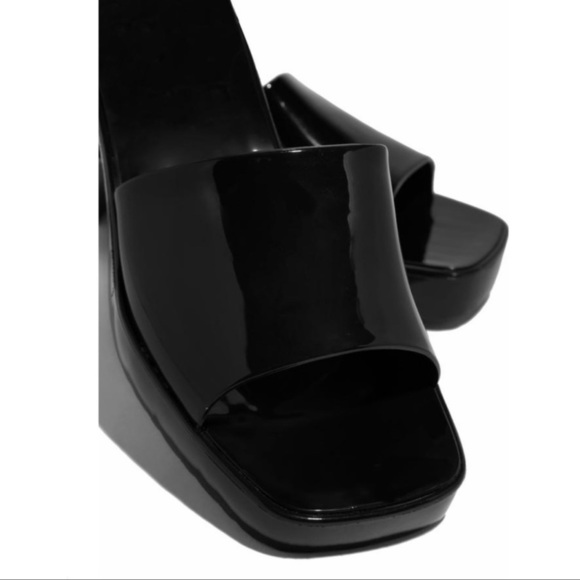 Qupid Black Jelly Mules - Picture 3 of 3